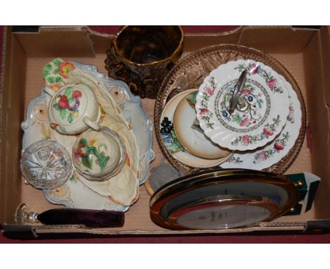 A box of miscellaneous items to include; Sylvac bark vase, Carltonware dish etc 