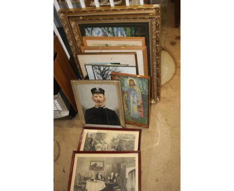 Quantity of pictures and prints