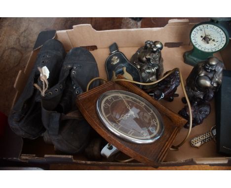 Box to include vintage roller skates