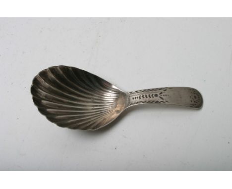 A Georgian silver caddy spoon bearing Birmingham hallmarks, probably for John Lambe