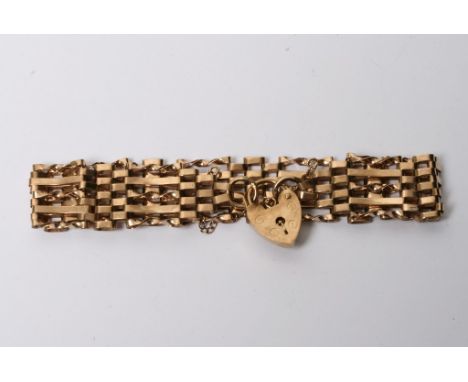 A 9ct gold gate bracelet