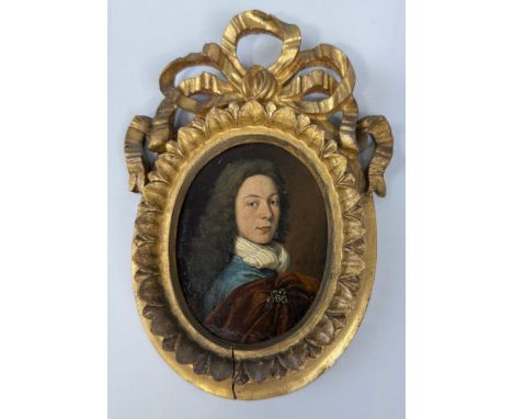 ATTRIBUTED TO HENDRICK DE VALK (1674-1709): A MINIATURE OIL PAINTING PORTRAIT MINAITURE OF A GENTLEMAN9cm x 7cmLabelled to ve