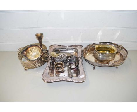 MIXED LOT VARIOUS SILVER PLATED WARES TO INCLUDE SERVING DISHES, SUGAR BASIN, TABLE LIGHTER, VARIOUS CONDIMENT ITEMS AND OTHE