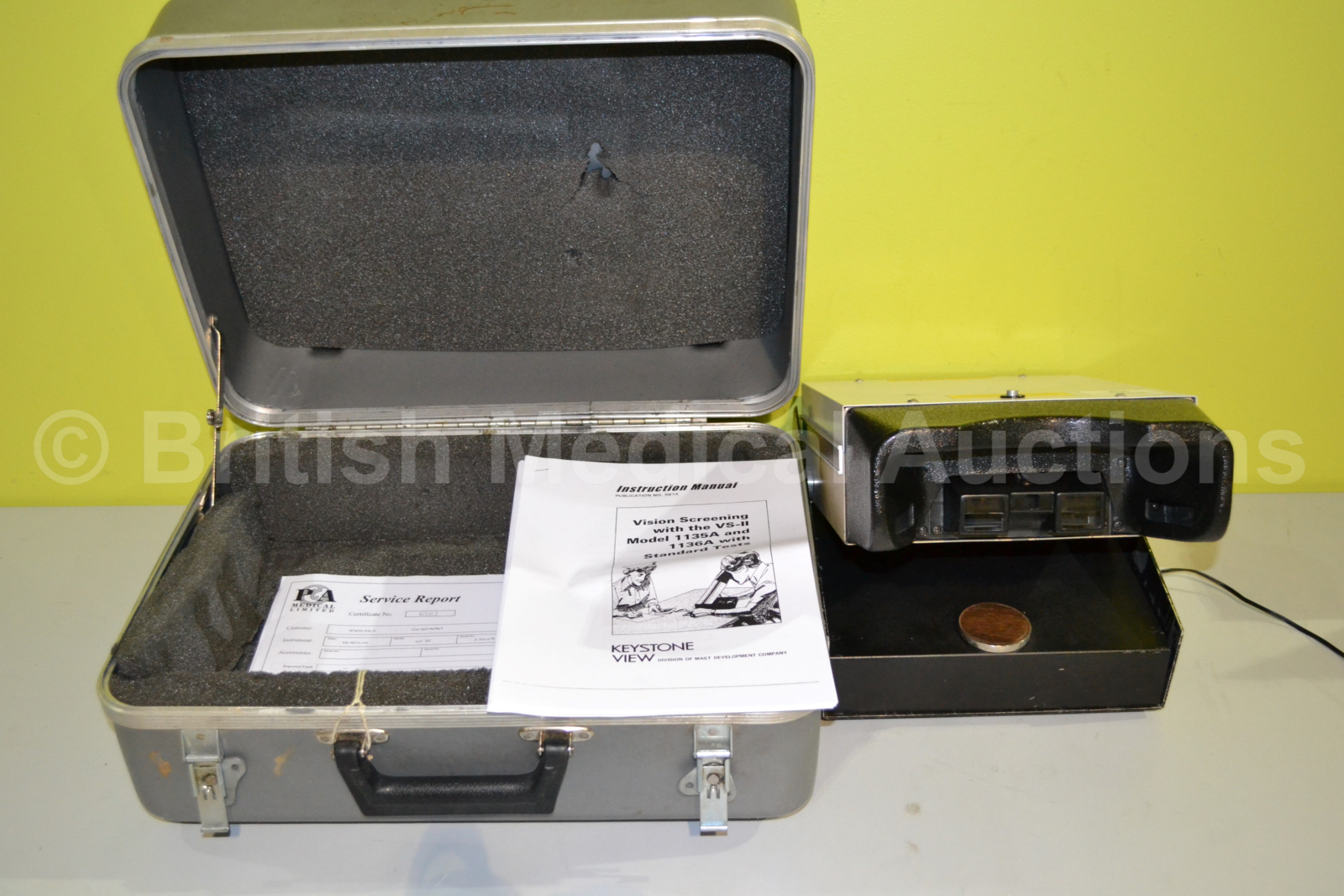 Keystone View Vision Screener VS II Model 1136AF In Case with Power