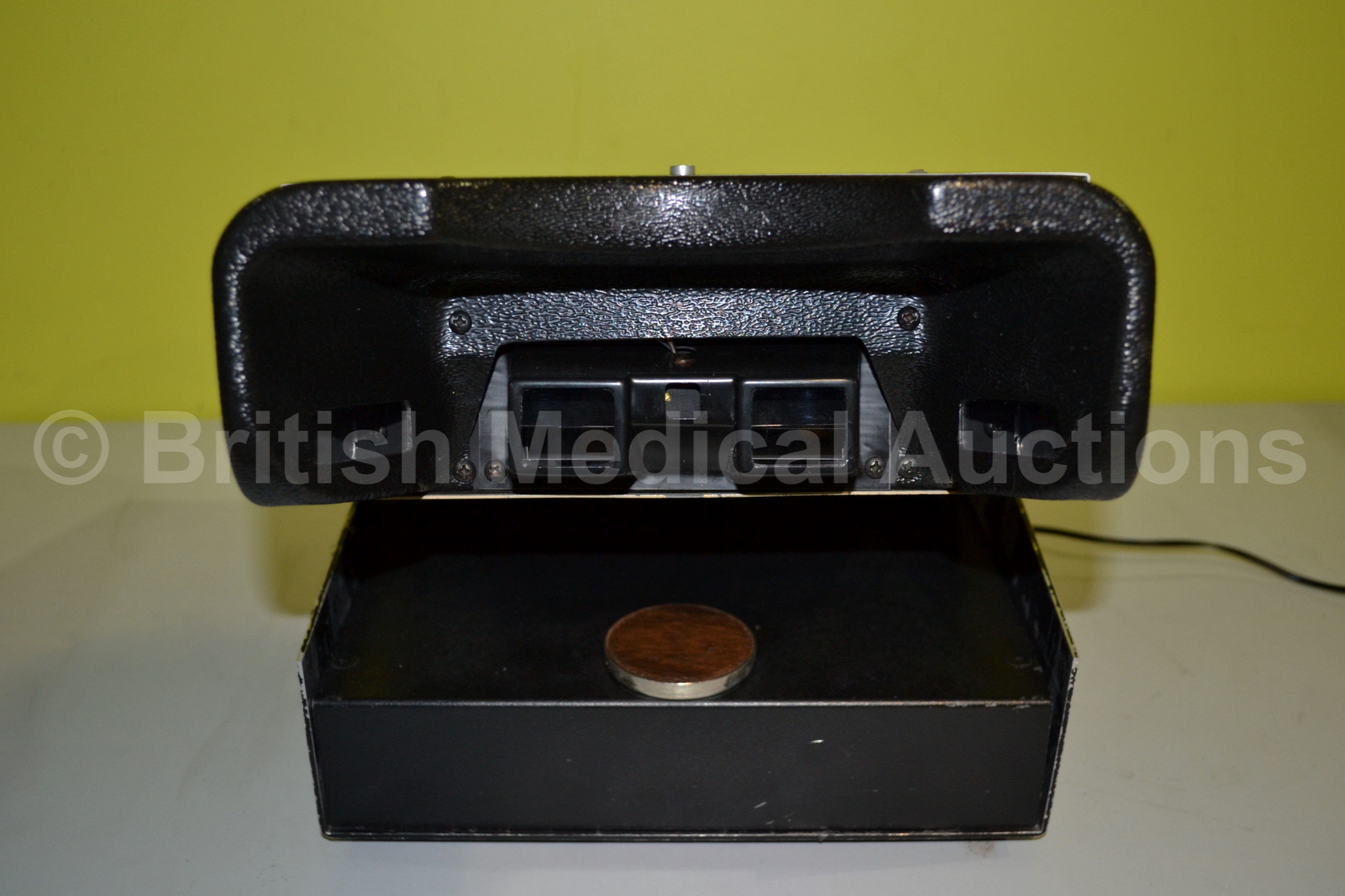 Keystone View Vision Screener VS II Model 1136AF In Case with Power