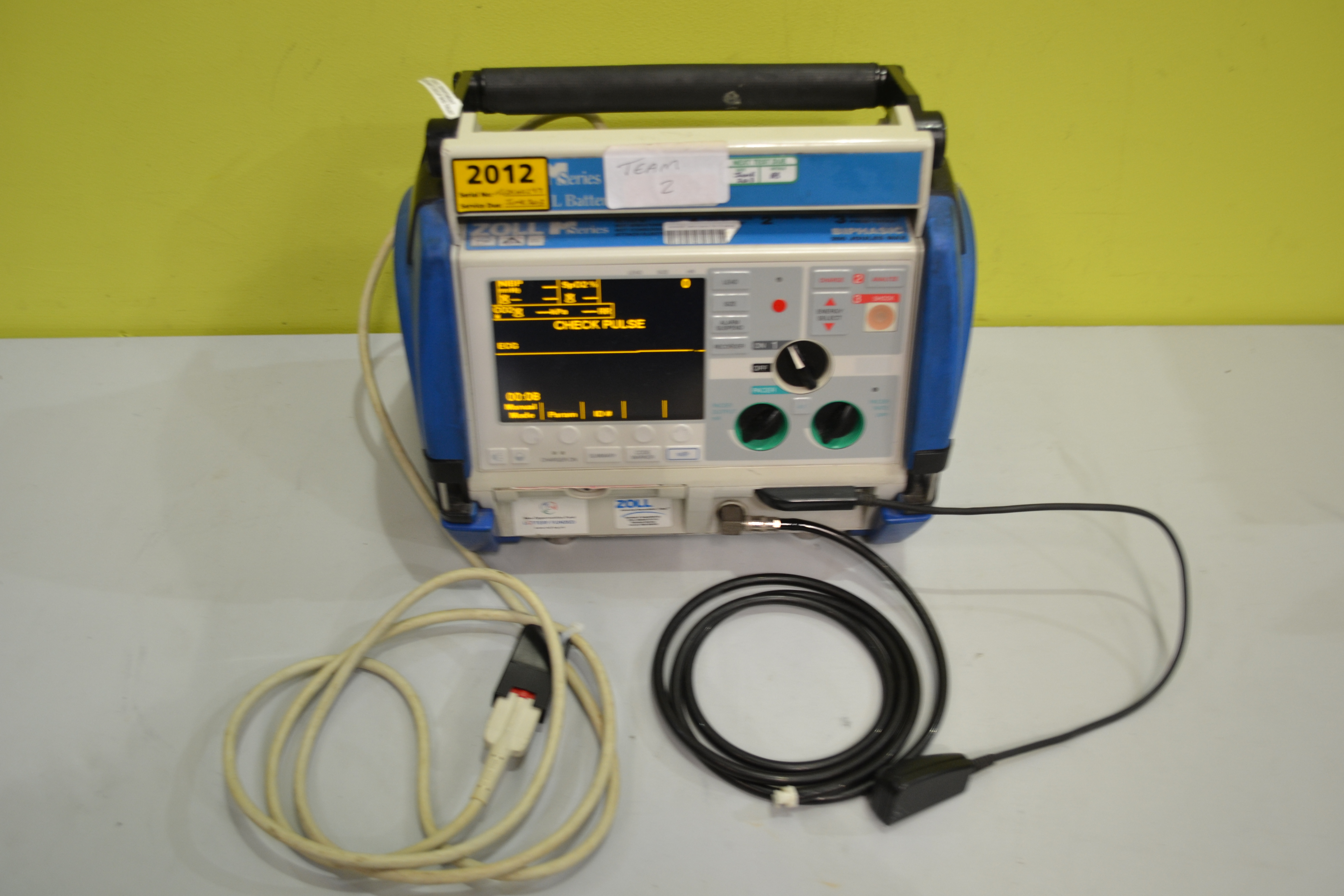 Zoll M Series Biphasic 200 Joules Max Defibrillator/Monitor with Pacer