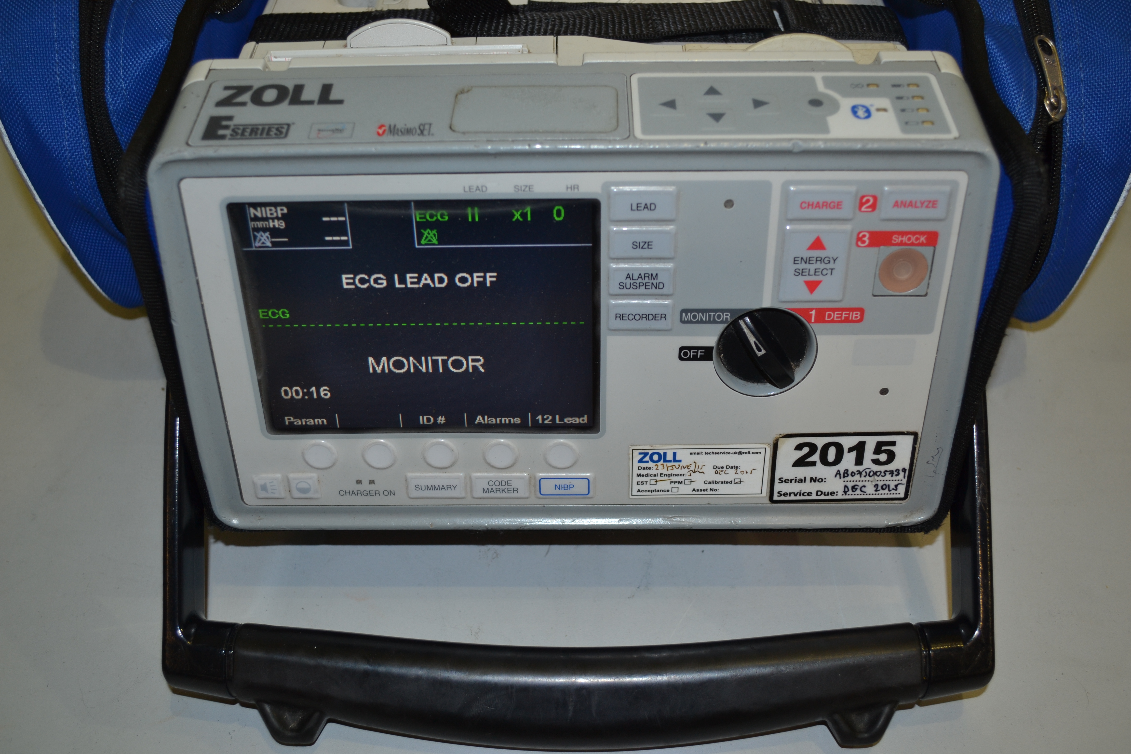 Zoll E Series Defibrillator/Monitor with ECG, SPO2, CO2 and NIBP ...