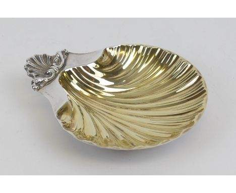 Modern sterling silver scallop shape butter dish, 14.5cm, weight approx. 123g (Please note condition does not form part of th