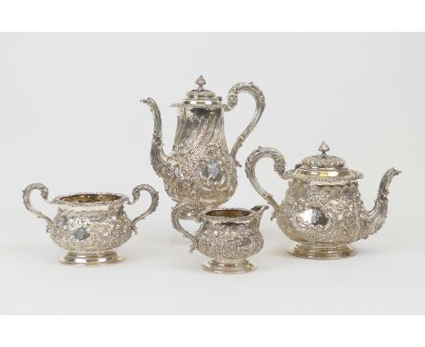 Fine late Victorian silver four piece tea and coffee service, by The Goldsmiths and Silversmiths Company, London 1900, compri