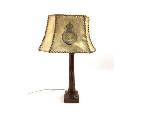 Thompson of Kilburn Mouseman oak table lamp with  square base and carved mouse signature circa 1940s, with a vellum shade ins