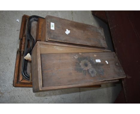 A selection of vintage wooden trays and boxes
Soap box warped, small toolbox with scratches and missing fixings, carving set 