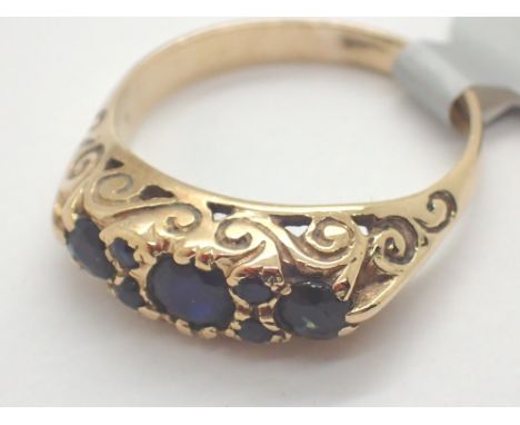 9ct gold Victorian style sapphire ring size O
