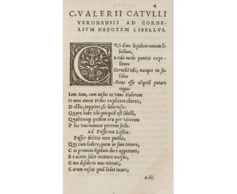 Colines.- Catullus, Tibullus & Propertius. Catullus. Tibullus. Propertius, collation: a-x8, italic type, title with woodcut p