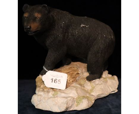 Ceramic study of a bear on rockwork. Unmarked. (B.P. 24% incl. VAT) 