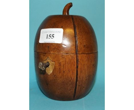 A tea caddy, in the form of a melon, 16 cm high Condition report Report by NG

Modern item. No visible damage or repair.