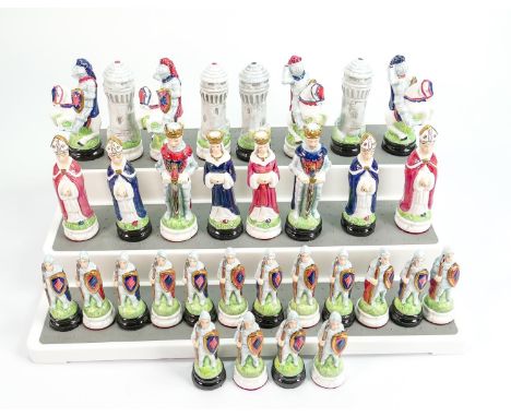 Medieval theme ceramic chess set: Height of King 11cm 