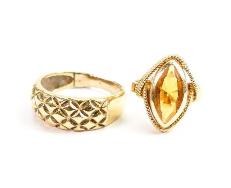 18ct set topaz ring and 1 other: Topaz weighs 3.9g ring size H, together with un-hallmarked and badly damaged and dirty ring 