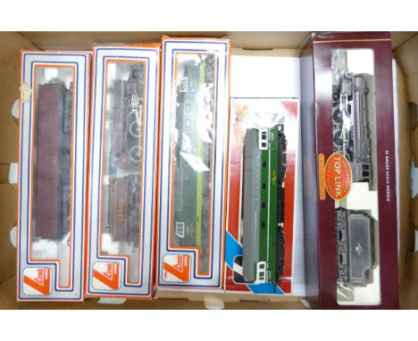 A collection of of Lima 00 boxed model trains including: 205119 MWG, D9003 Diesel, D6506 Diesel (un boxed) together with Horn