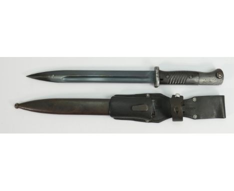 WWII World War 2 German Mauser K98 bayonet and scabbard: With original leather frog, overall length 41cm. 