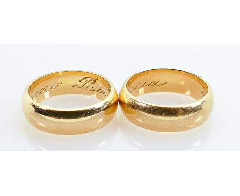 Two x 18ct hallmarked gold wedding ring bands: Engraved dedications inside, both size P1/2.  Gross weight 18g (2) 