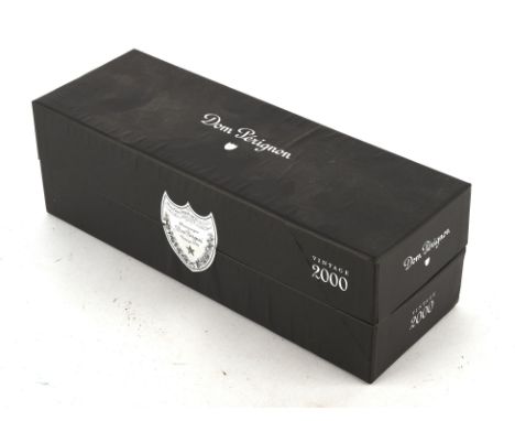 Champagne ; 2000 Dom Perignon vintage champagne, boxed.  (1)