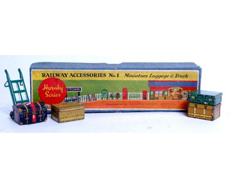 Hornby 1931/38 No. 1 Railway accessories 5 piece set comprising lighter green truck, round top trunk, small green suitcase, '