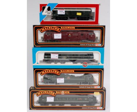 A Lima class 20 diesel No. D8138 in BR green (VG,BVG), an Airfix Class 31 No. D5531 in BR green (VG, BVG), a Mainline Class 4