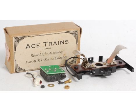 ACE trains code RL/1 rear light assembly for ACE 'C' series coaches (NM-BG)