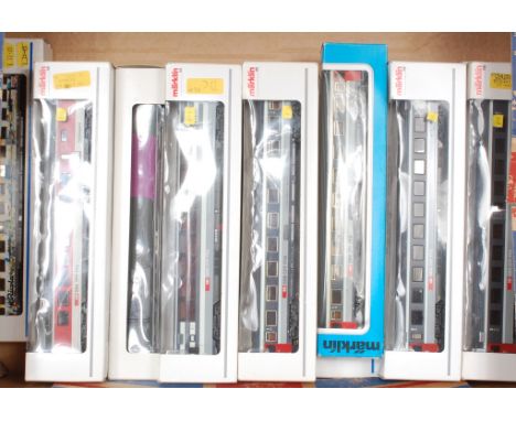 14 boxed Marklin Swiss SBB coaches, 11 in dark/light grey livery (5x 4369 2nd class, 2x 4368 1st class, 2x 4365 Panorama cars