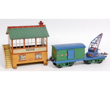 Hornby 1934 LMS breakdown van and crane - green body and bogies, lighter blue base, roof, jib red lined and sliding side door