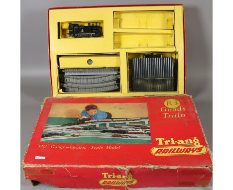 A o-o gauge Triang goods electric train set R-3 boxed but incomplete.