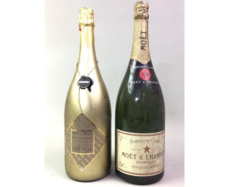 TWO MAGNUMS OF SPARKLING WINE INCLUDING MOET & CHANDON NON-VINTAGE IMPERIAL  Moet & Chandon Imperial - No stated ABV / 1.5LSe