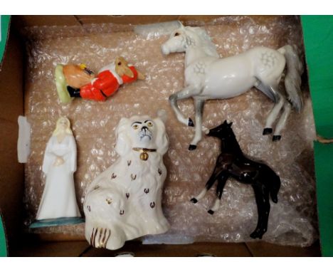 Small tray lot containing:  Beswick pony & foal, Staffordshire dog, Royal Doulton Santa Bunnykins & figure Galadriel, from Lo