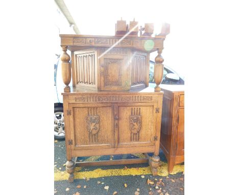 Oak Buffet Sideboard: