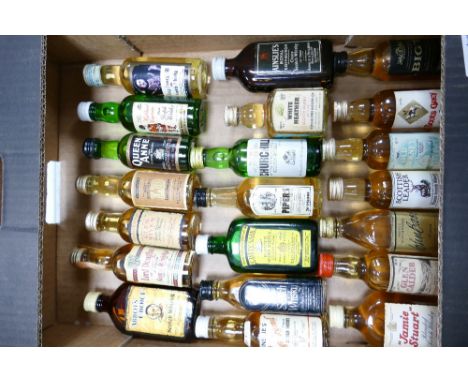 A collection of 5cl Scotch Whisky Miniatures to include: Lord Doughlas, Glen Nivern, White heather, Ainslies, Jamie Stewert e