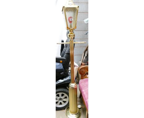 Modern electric Victorian street lamp style: 165cm tall (untested)