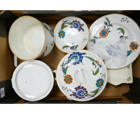 A collection of Royal Worcester Oven Proof Dishes &amp; Pots: