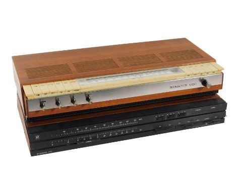 A Bang &amp; Olufsen Beomaster 1000, together with a Beomaster 1700 radio tuner, stereo amplifier, and FM receiver.