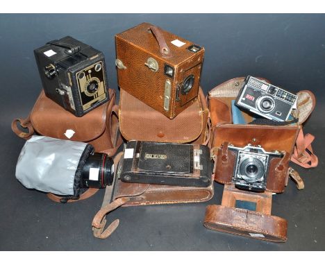 A Zeiss Icon Contina I (522/24) folding camera, Novar f3.5 45mm lens in a Pronto SV shutter, leather case; a Kodak Pocket Jun