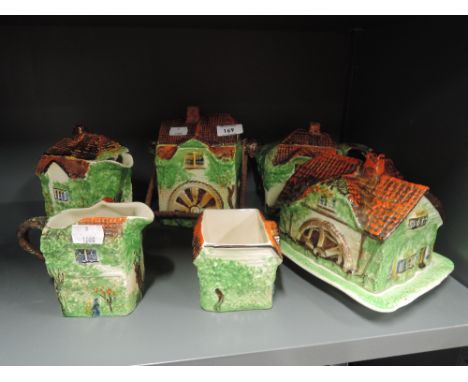 A selection of vintage cottage ware style ceramics