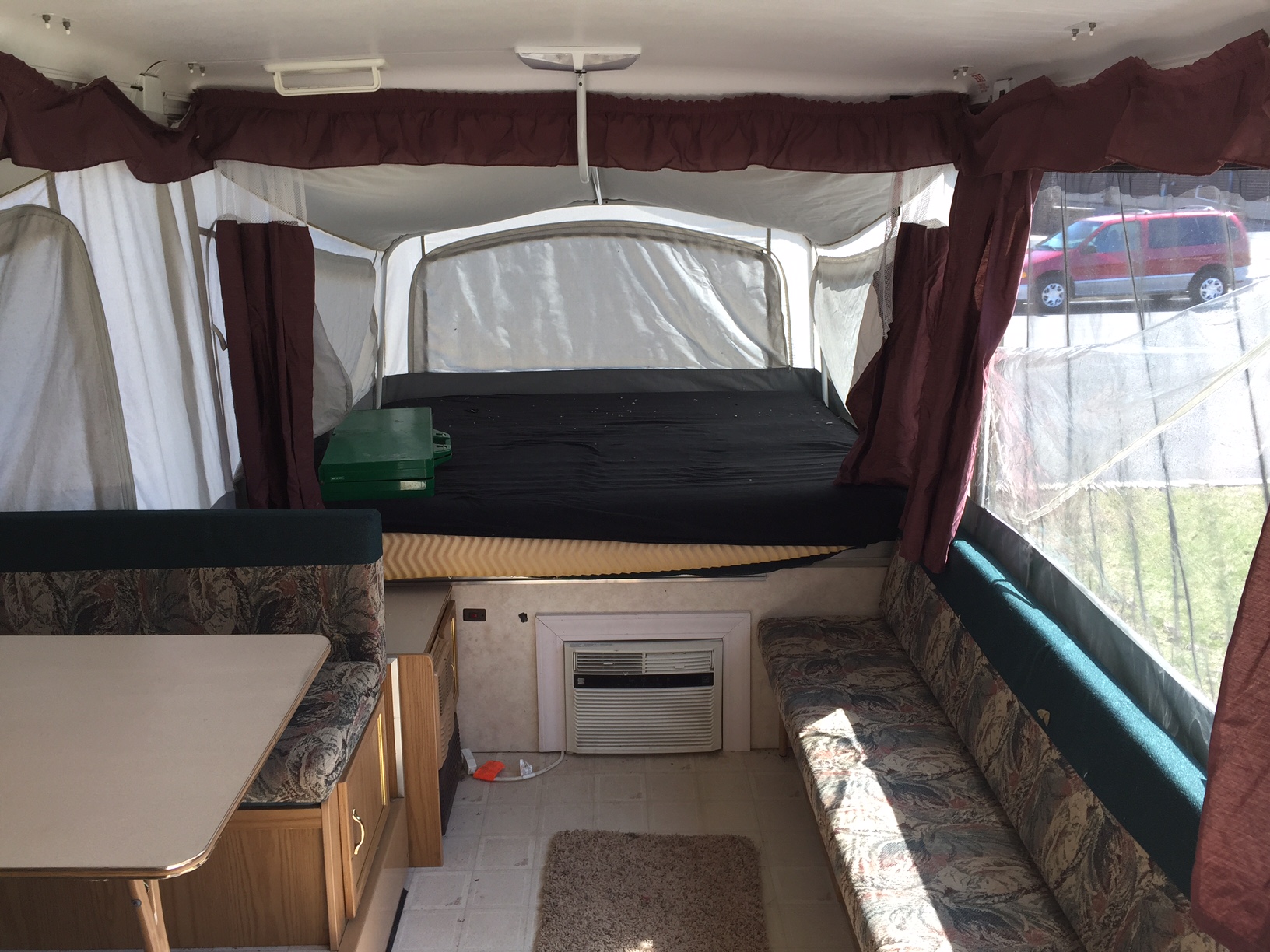 1998 COLEMAN BAYSIDE S/A POPUP CAMPER VIN 4CP678H12W7239116, HEAT, A/C, TABLE SIZE SIDE SLIDE O