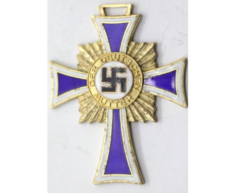 German WWII Mother's Cross in gold (earlier type). P&amp;P Group 1 (£14+VAT for the first lot and £1+VAT for subsequent lots)