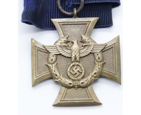 German Third Reich style Customs LS &amp; GC cross, boxed. P&amp;P Group 1 (£14+VAT for the first lot and £1+VAT for subseque