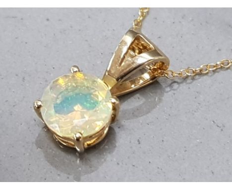 10K gold opal style pendant on chain, 1.5g gross