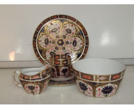 Royal Crown Derby 1128 Imari pattern tea set comprising six cups, six saucers, six sandwich plates, large sugar bowl, cream j