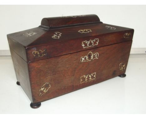 Victoria rosewood tea caddy, sarcophagus form, hinged lid enclosing two compartments (no mixing bowl), Mother of pearl overla