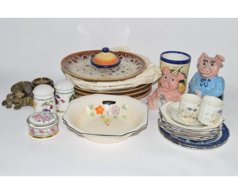BOX CONTAINING CERAMIC ITEMS INCLUDING WADE PIG