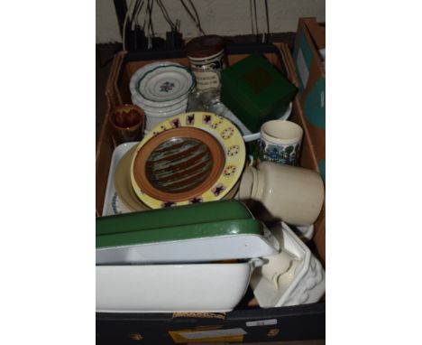 BOX OF CERAMIC ITEMS, TUREENS ETC