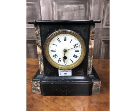 VICTORIAN BLACK SLATE MANTEL CLOCK, 21cm high
