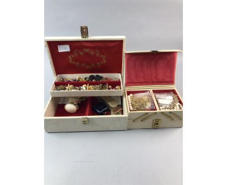 COLLECTION OF COSTUME JEWELLERY, including an eighteen carat gold wedding band, earrings, rings, bracelets, in various jewell